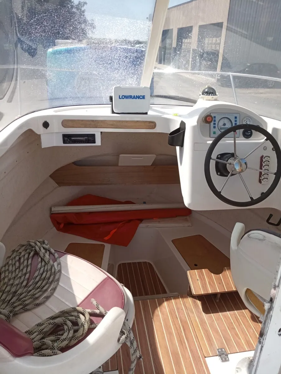 Boat - Image 3