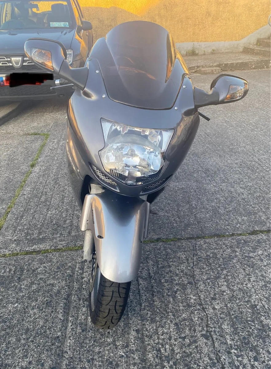 Honda Blackbird 1100 - Image 2