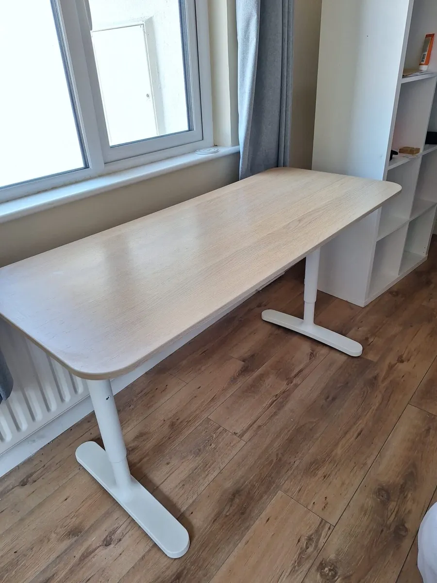 Table desk - Image 1