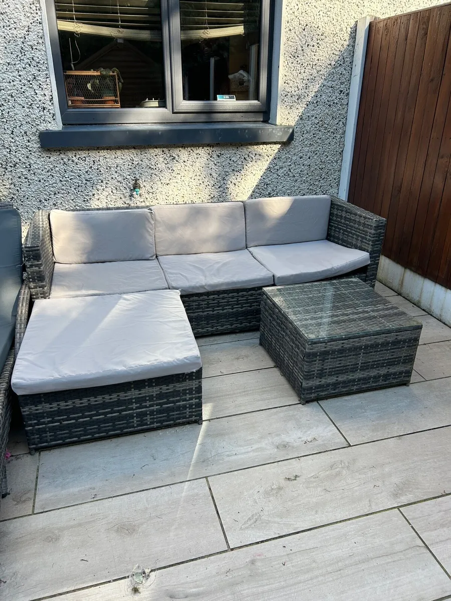 Garden corner sofa - Image 1