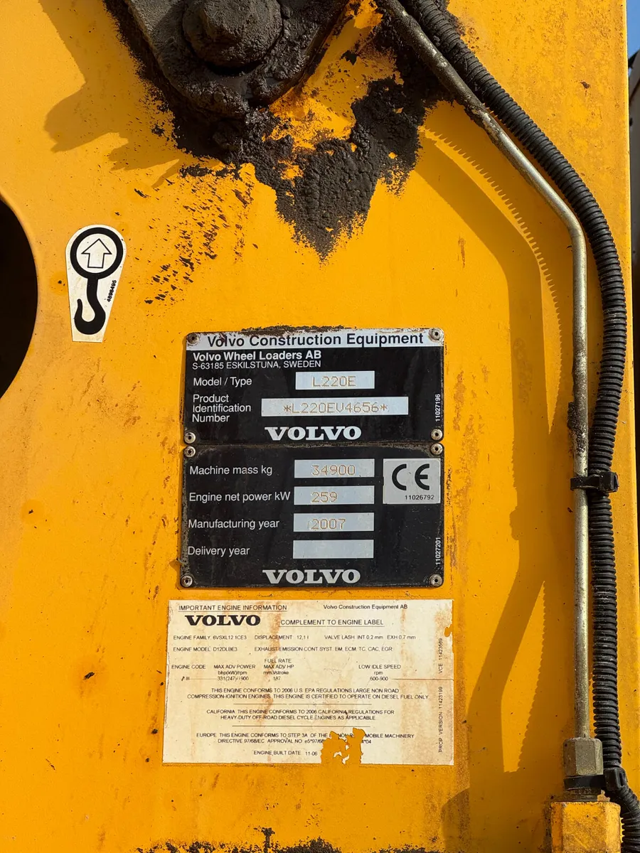 VOLVO L220E LOADING SHOVEL 2007 - Image 4