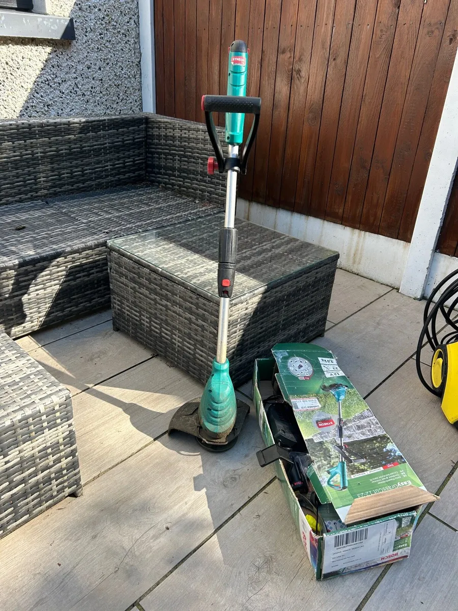 Grass trimmer - Image 1