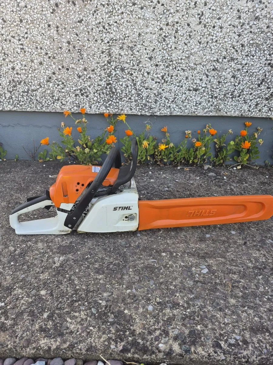 Stihl chainsaw MS251 - Image 2