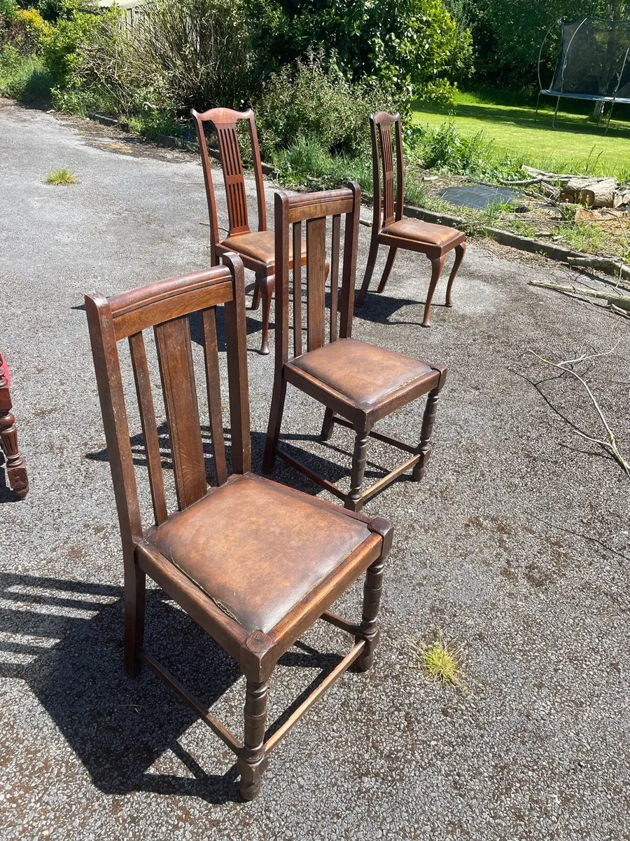 Assortment of chairs - Image 4