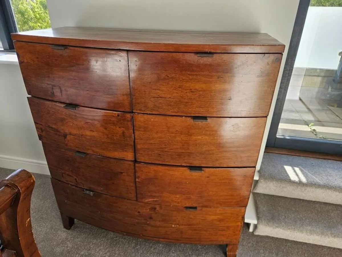 Chest of drawers - Image 1