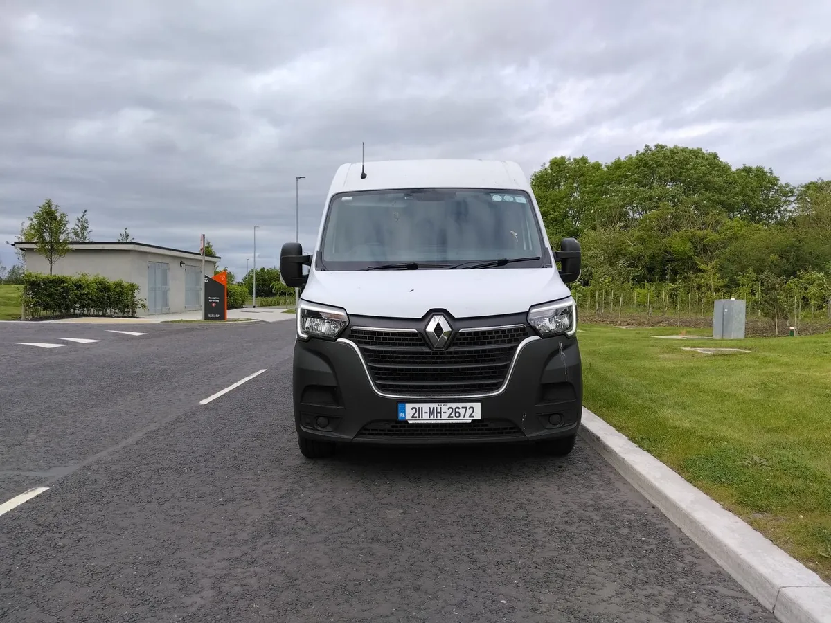 Renault Master 150bhp LWB Semii High Roof - Image 2