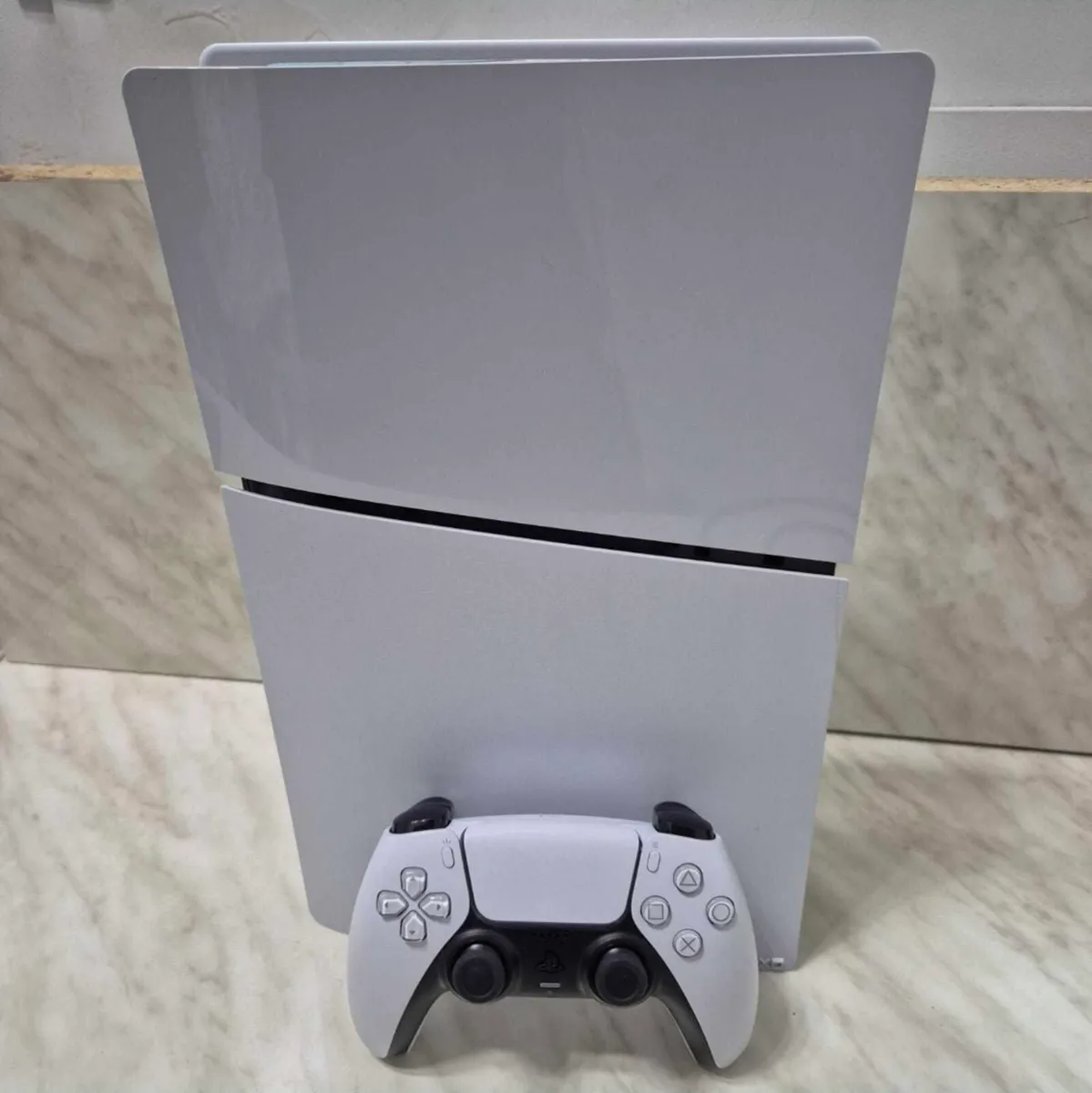 PS5 Slim 1TB - Image 1