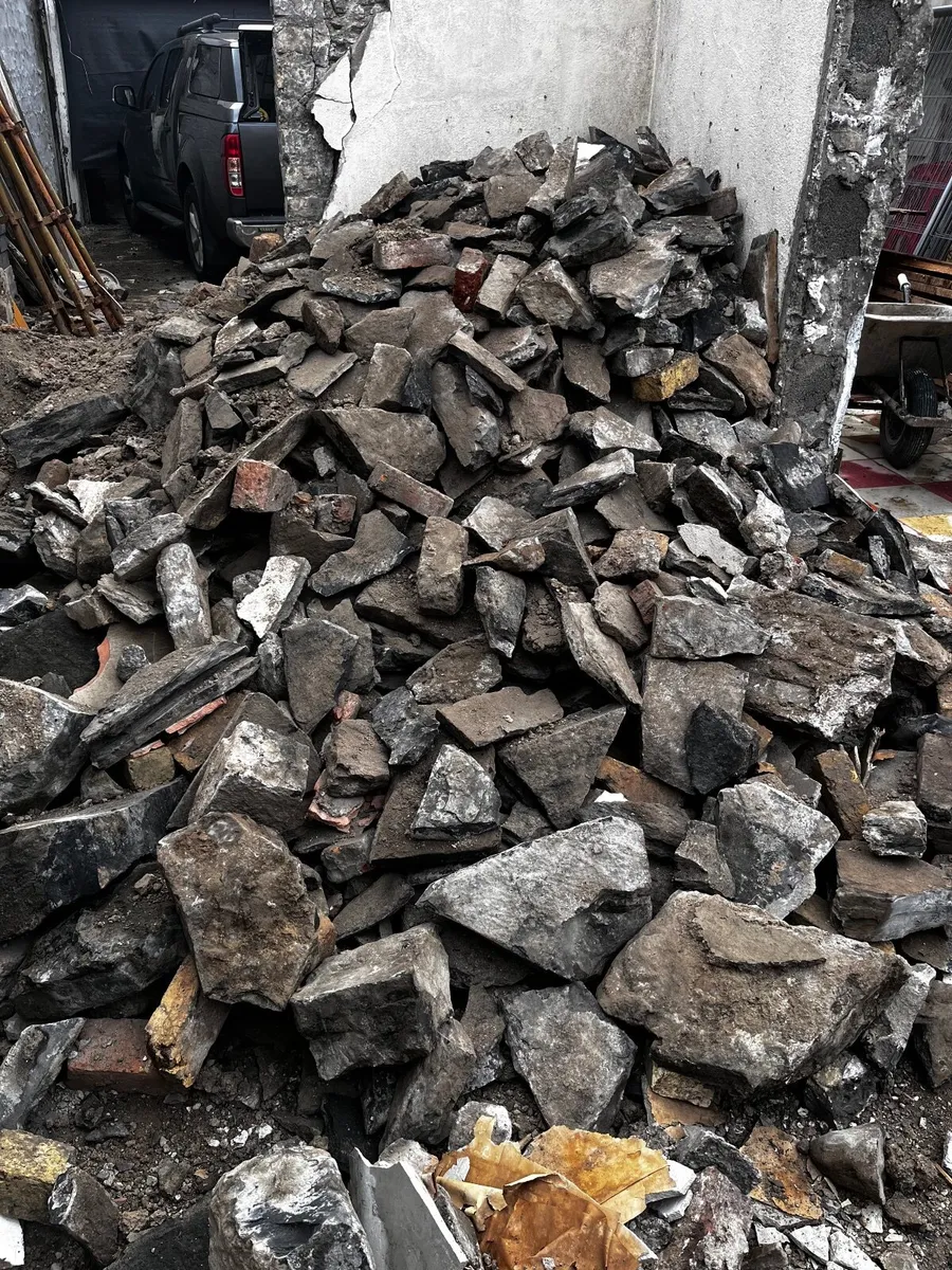 Building stone