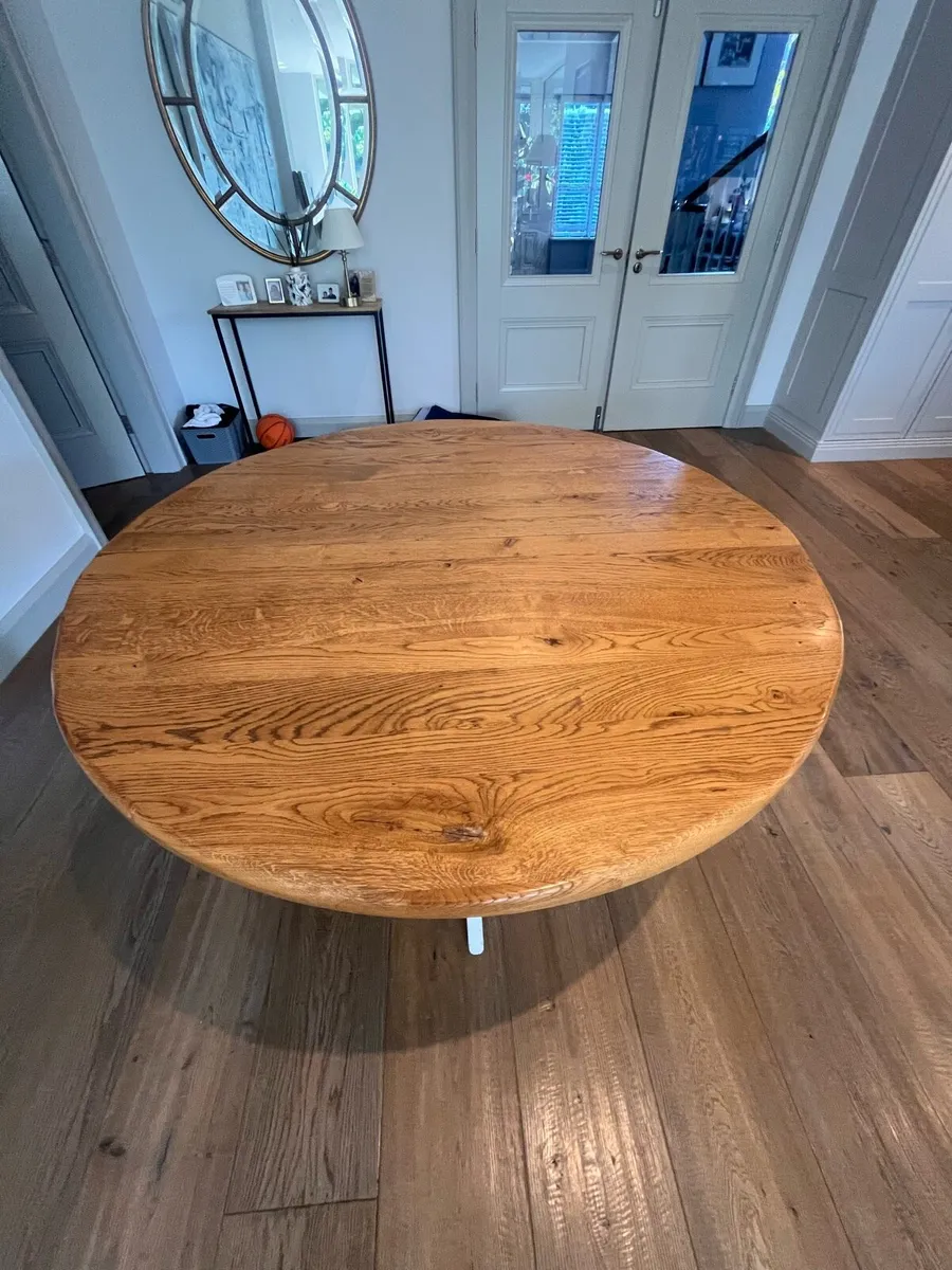 Dining table - Image 2