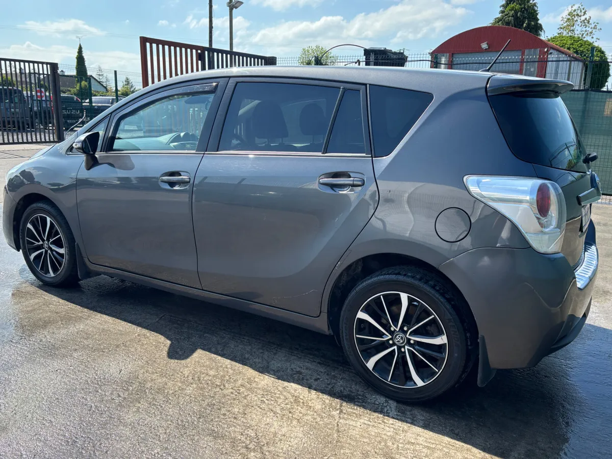 2018 Toyota Verso 7 seater Diesel - Image 4