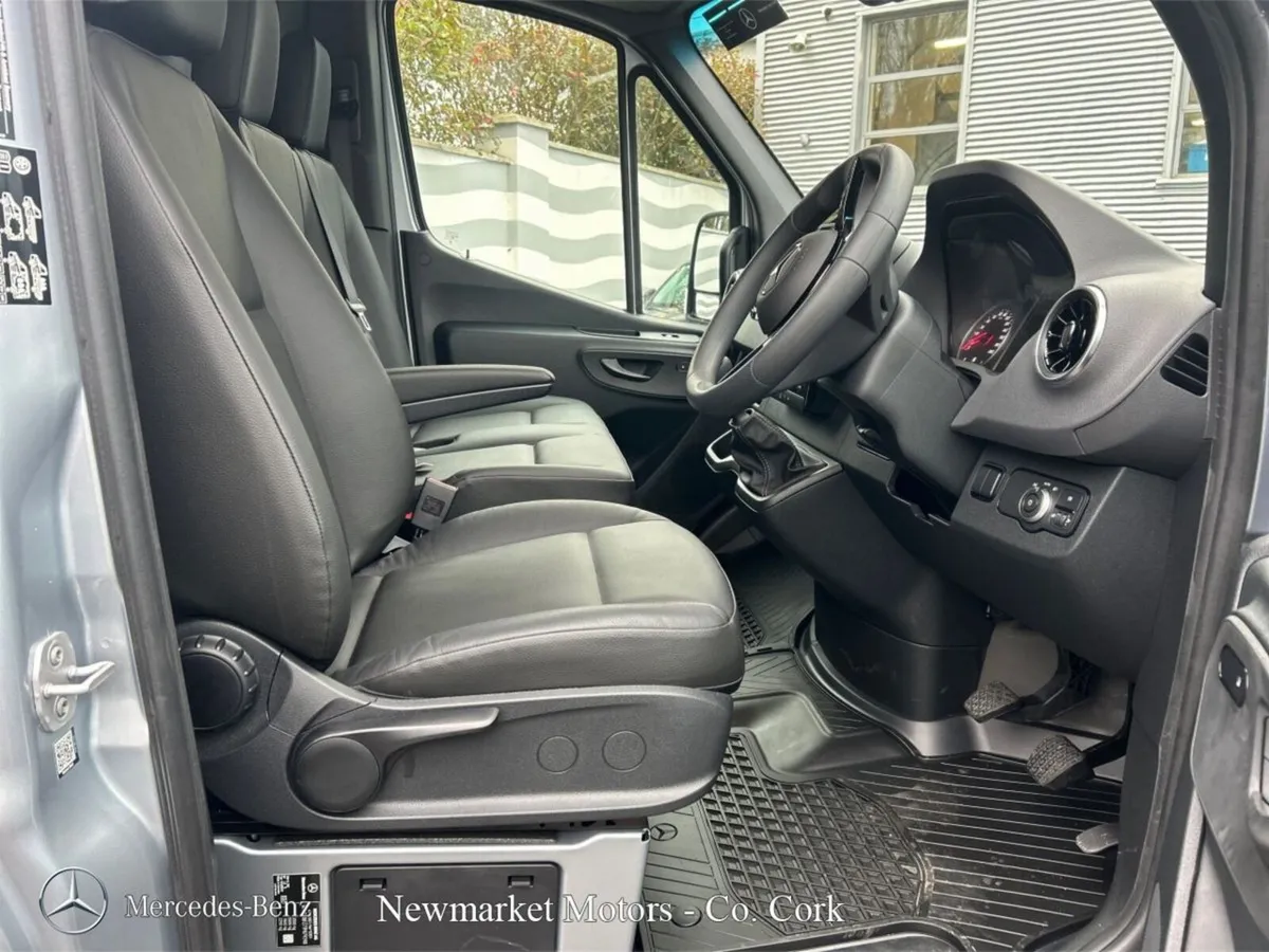 Mercedes-Benz Sprinter ( NEW 2026 ) PRO MEDIUM WHE - Image 4