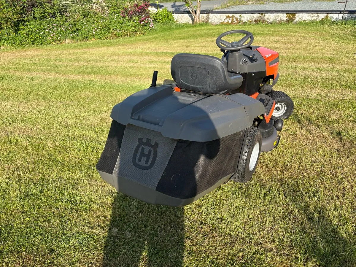 Husqvarna ride on mower - Image 2