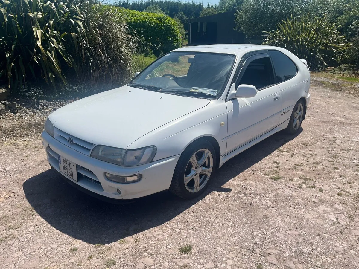 Toyota Corolla GXI 1.8 - Image 3