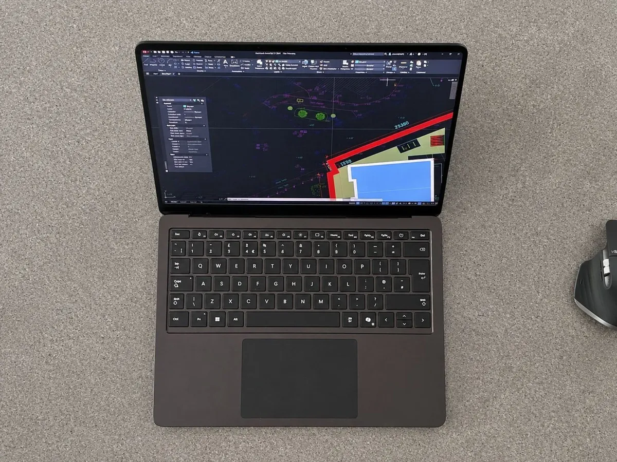 Surface Laptop 7 13.8" SXE | 16GB | 512GB | Black - Image 2
