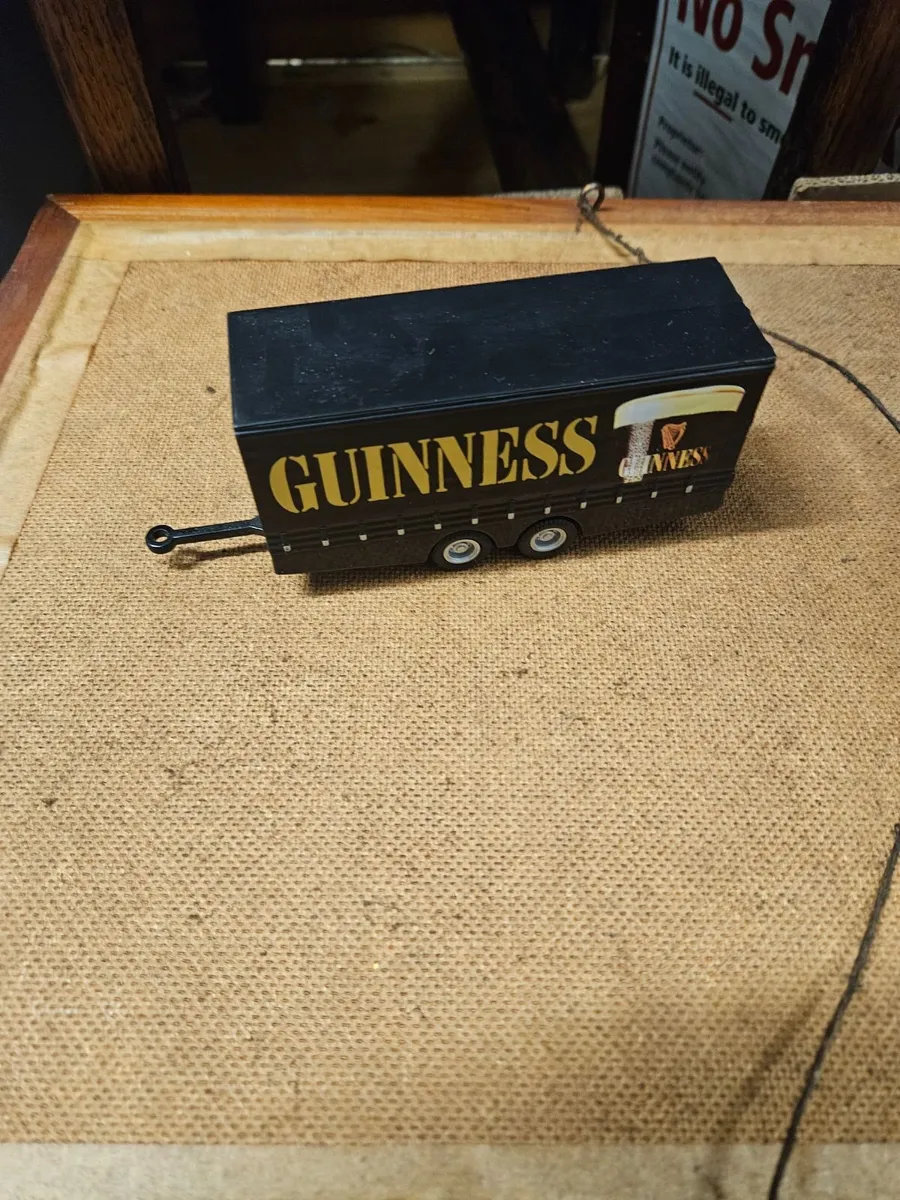 Corgi Guinness Trailer - Image 1