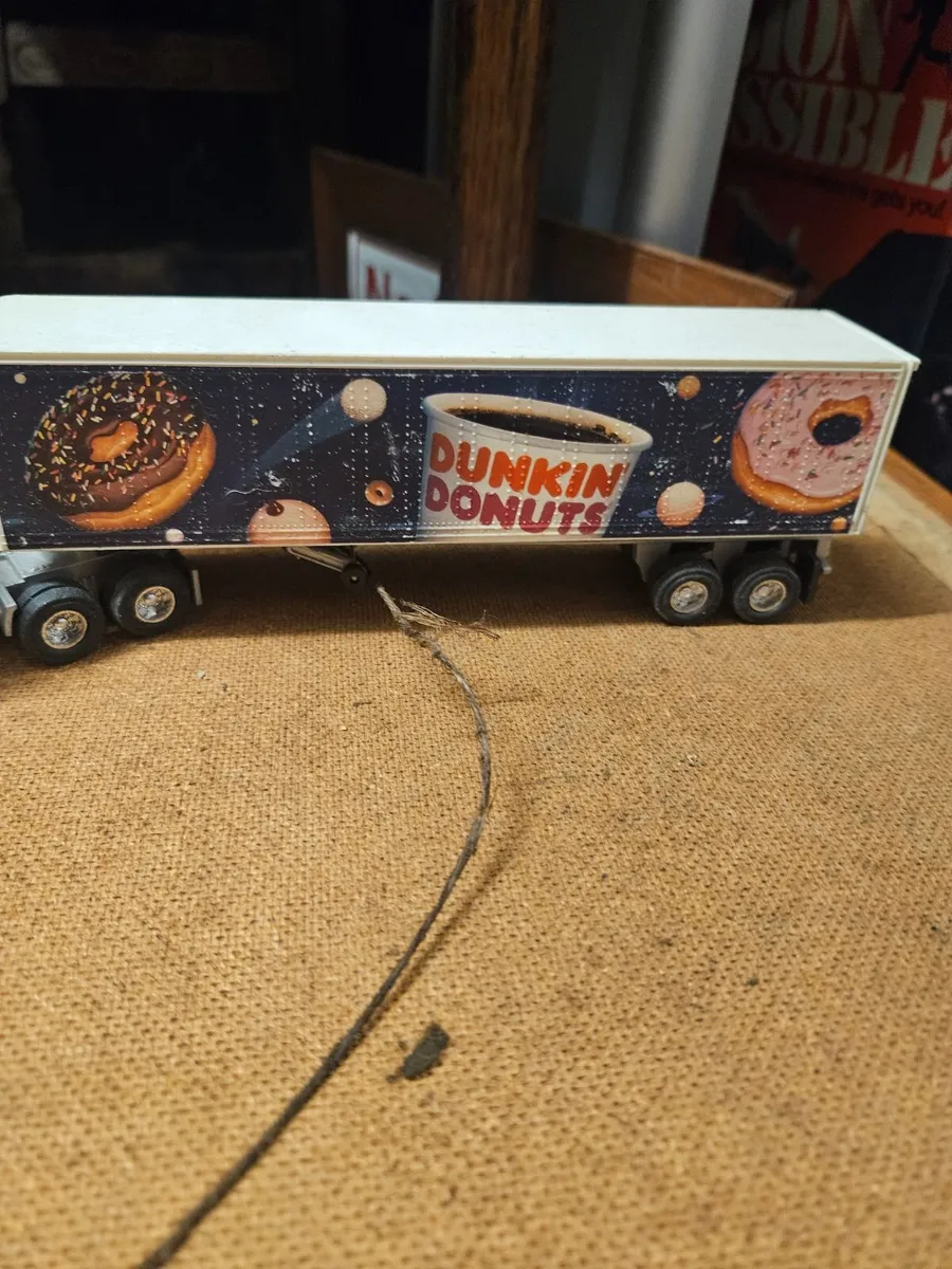 Corgi Dunkin Donuts Truck and Trailer - Image 2
