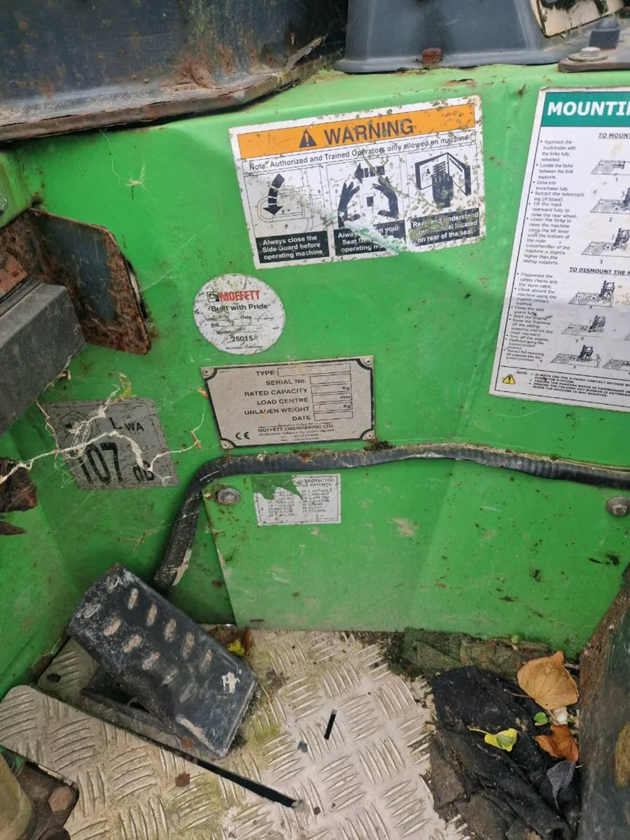 Forklift - Image 3