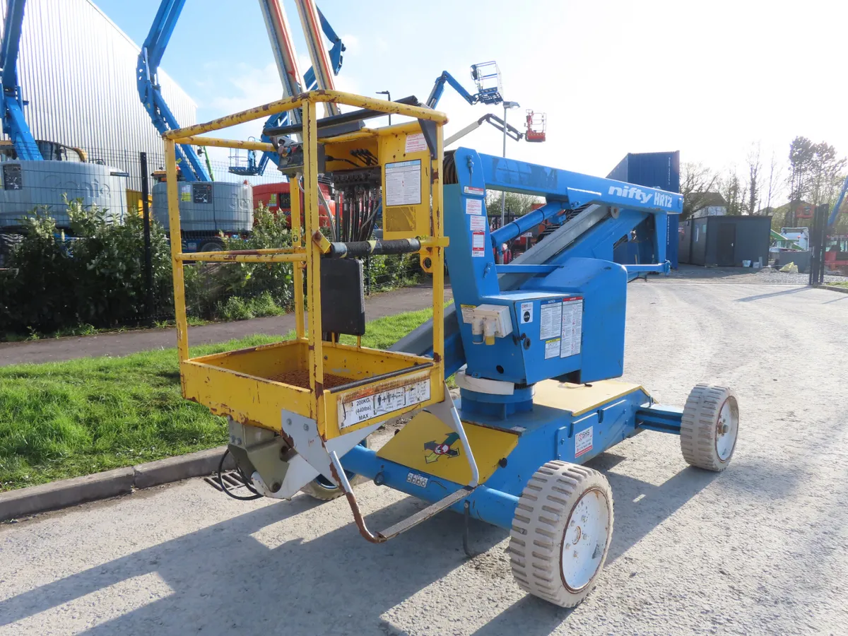 Niftylift HR12 E - Trailer Towable Access Platform - Image 3