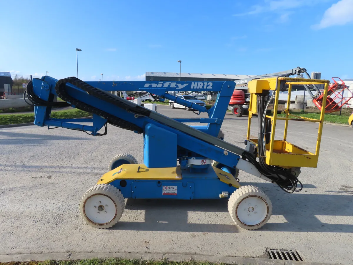Niftylift HR12 E - Trailer Towable Access Platform - Image 4