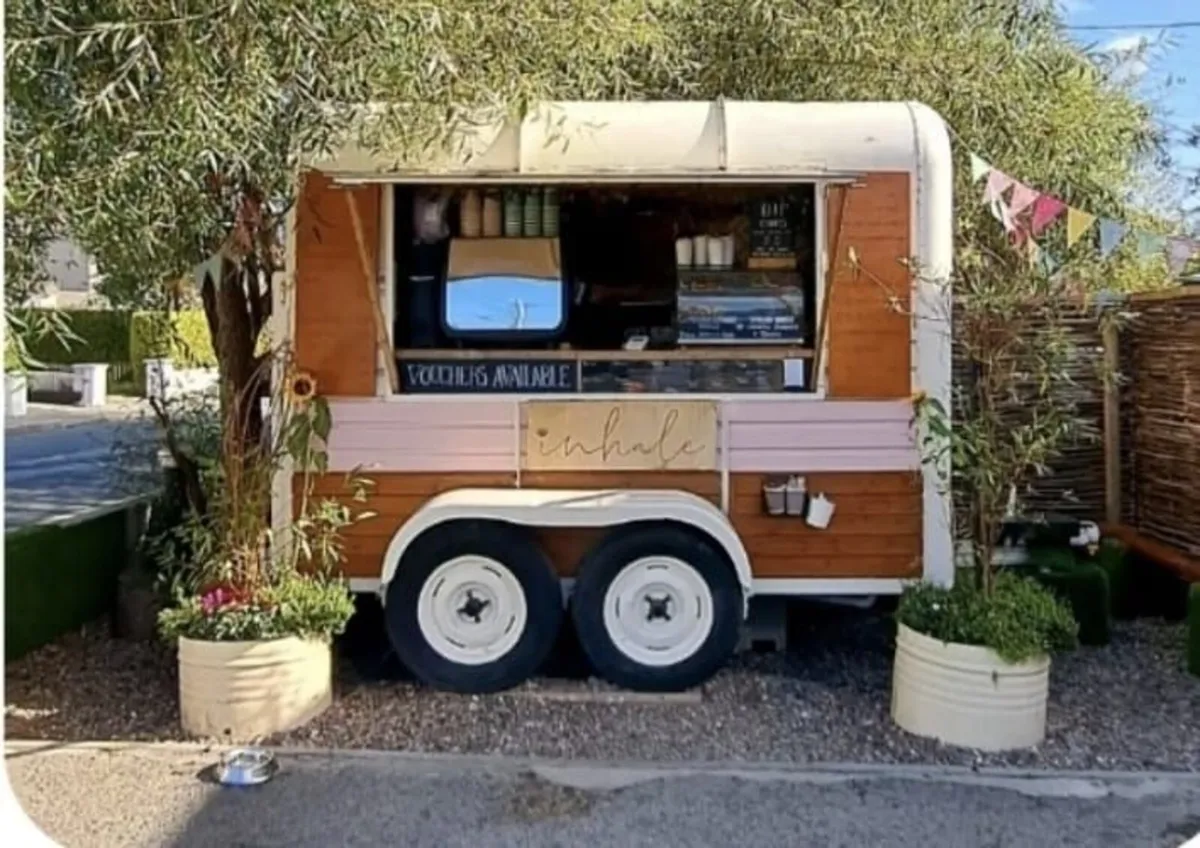 Coffee Horsebox - Image 1