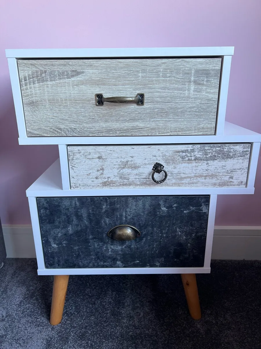 Small Drawers/Cabinet - Image 1