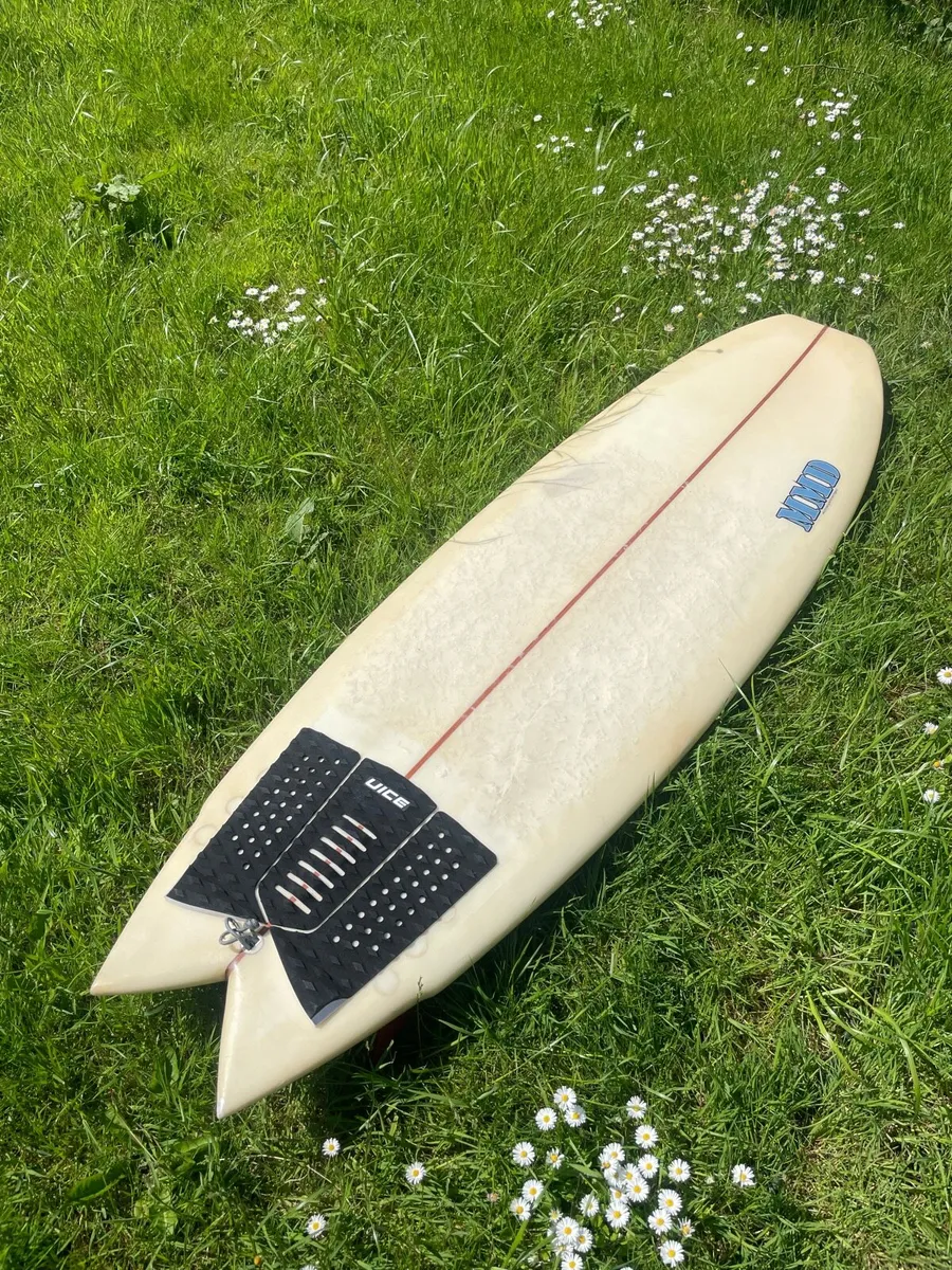 Surfboard Fish Twin - Image 3