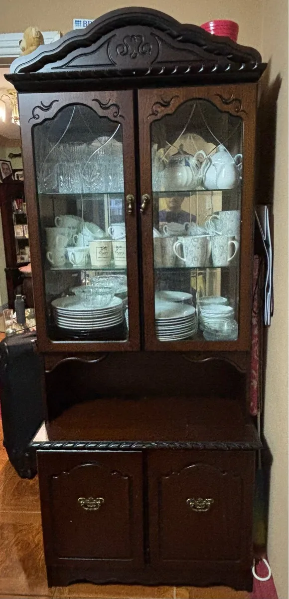 Dinning room shelves - Image 2