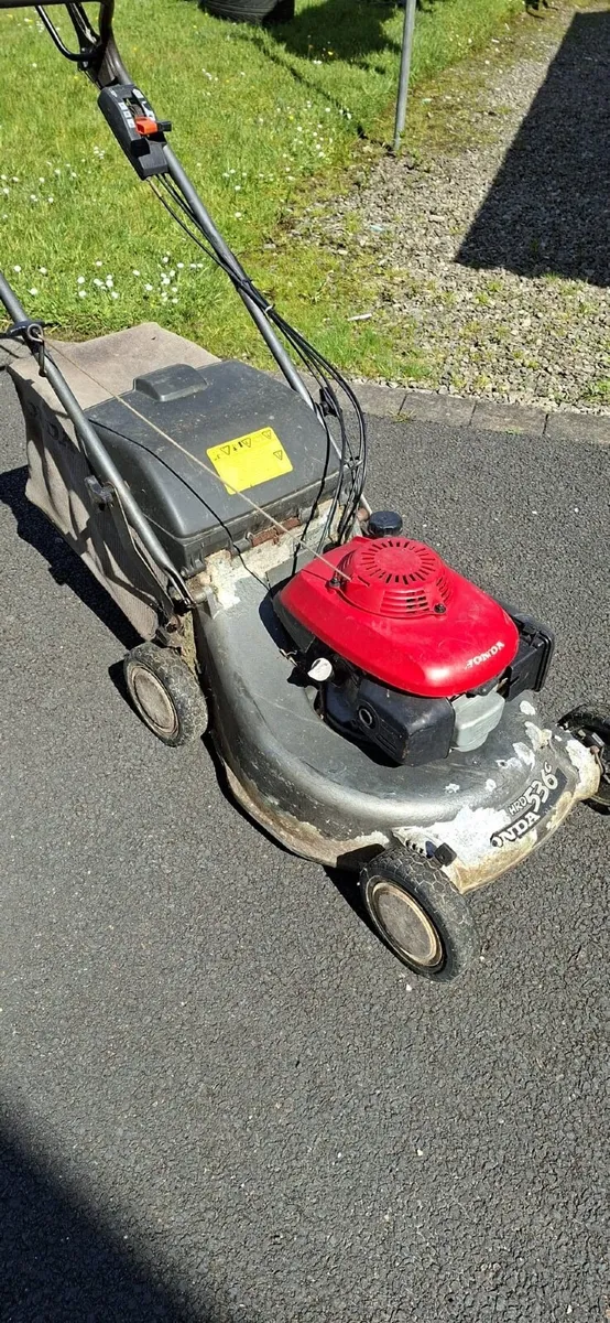 Honda Lawnmower - Image 1