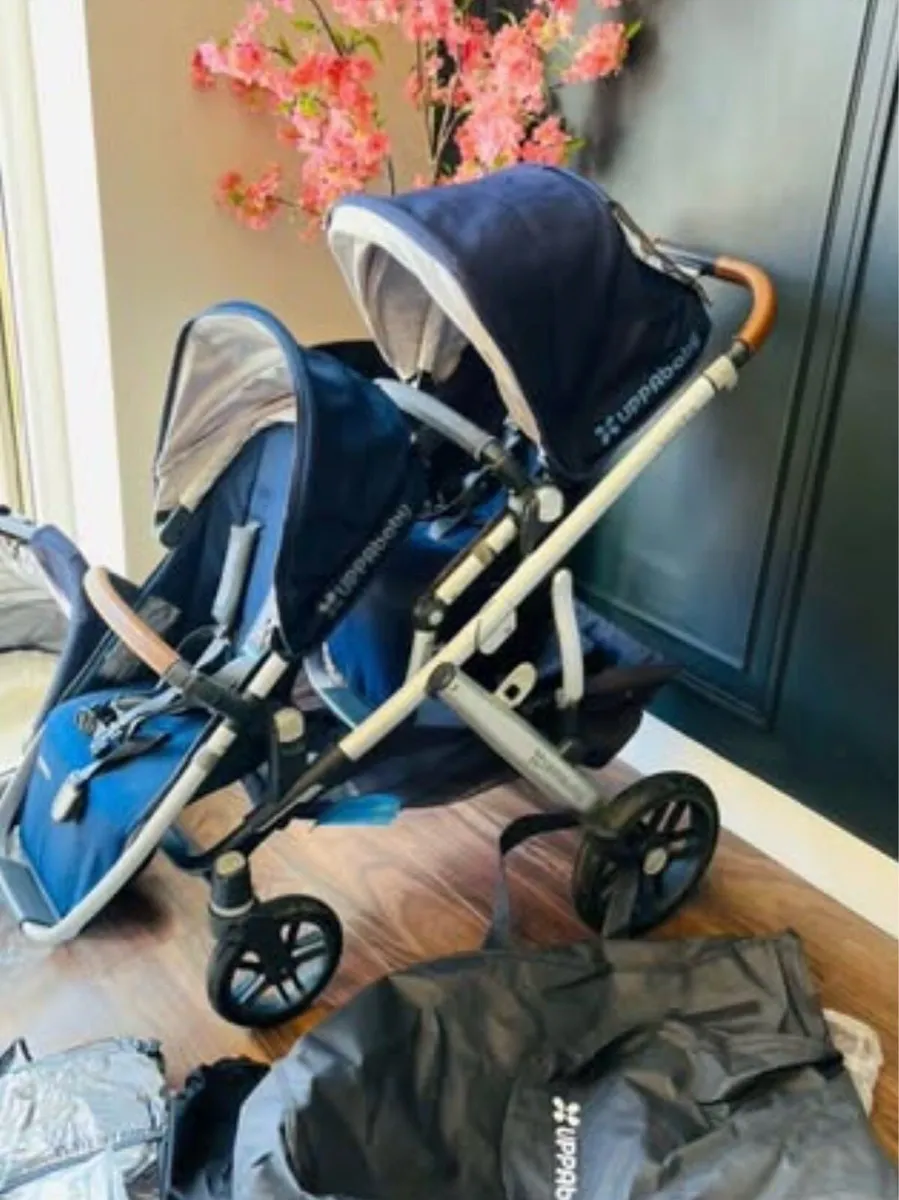 Stroller - Image 1