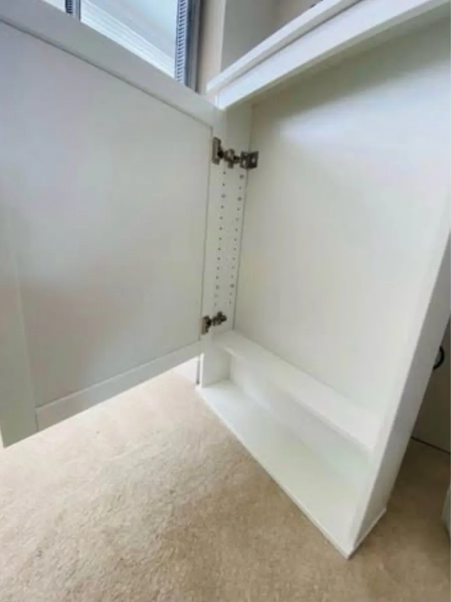 Cabinet - Image 2