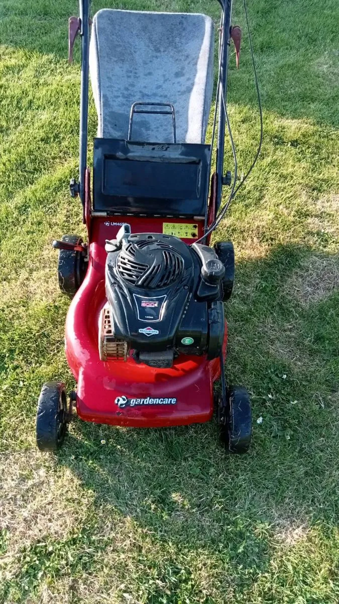Self-drive lawnmower - Image 1