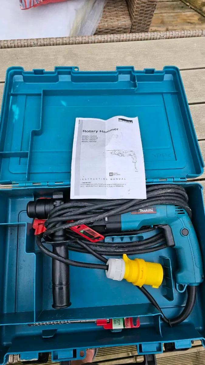 Drills, 2 x Hilti, 1 x Makita - Image 2