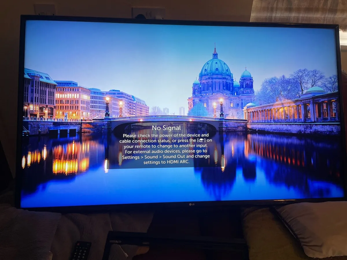 LG SMART TV 55’ inch - Image 2