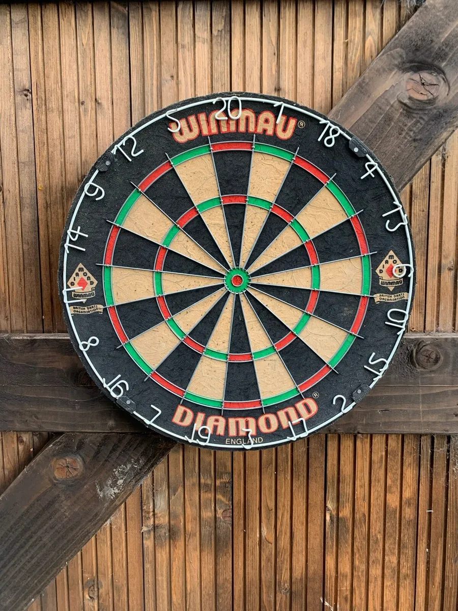Dart board - Image 1