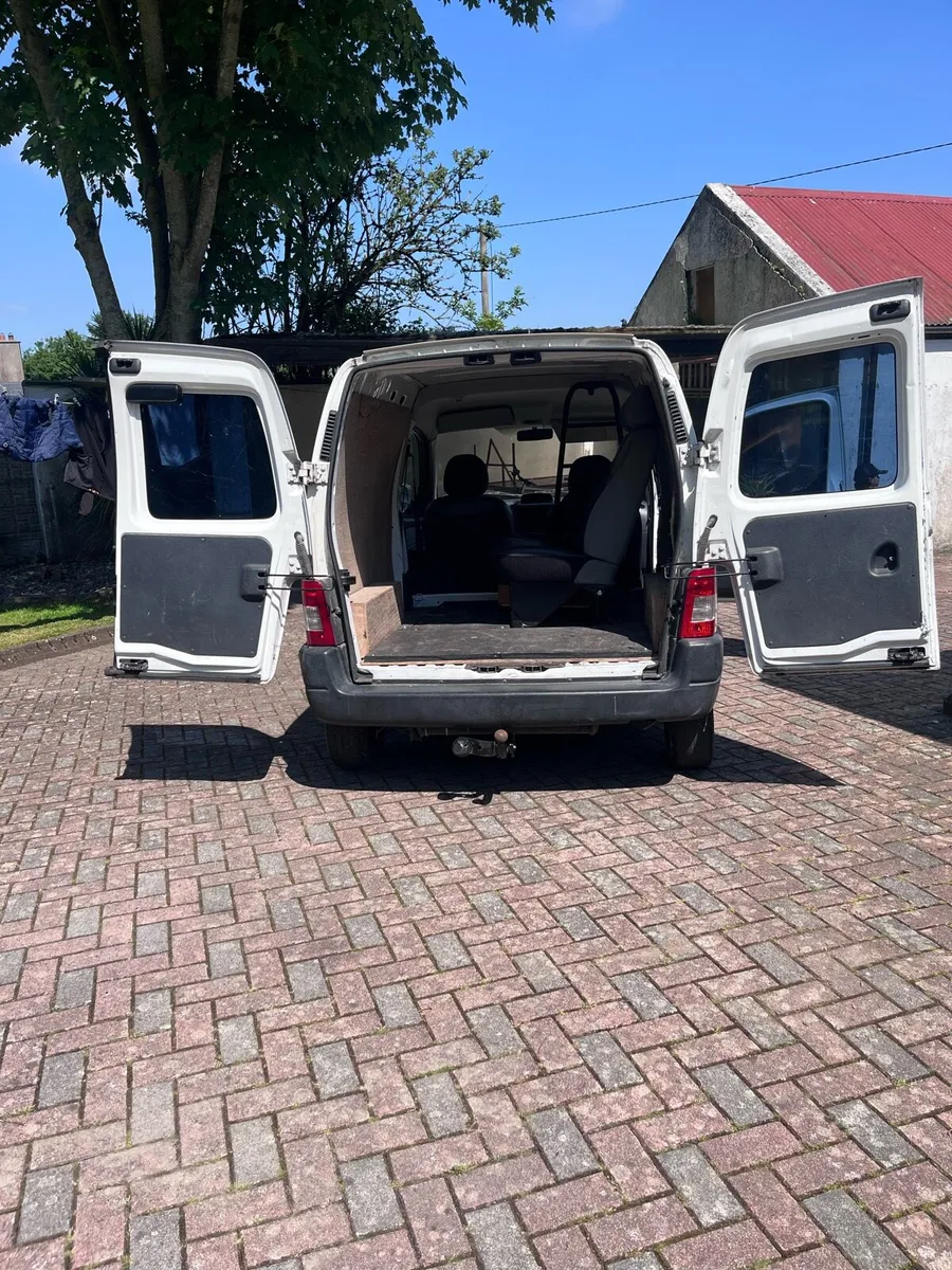 Citreon Berlingo - Image 4