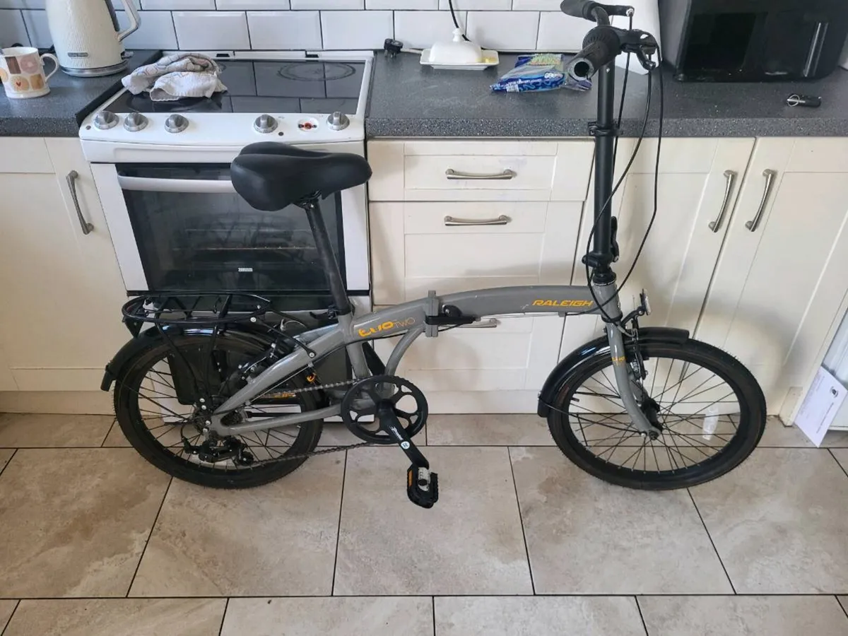 Fold up bike raleigh - Image 1