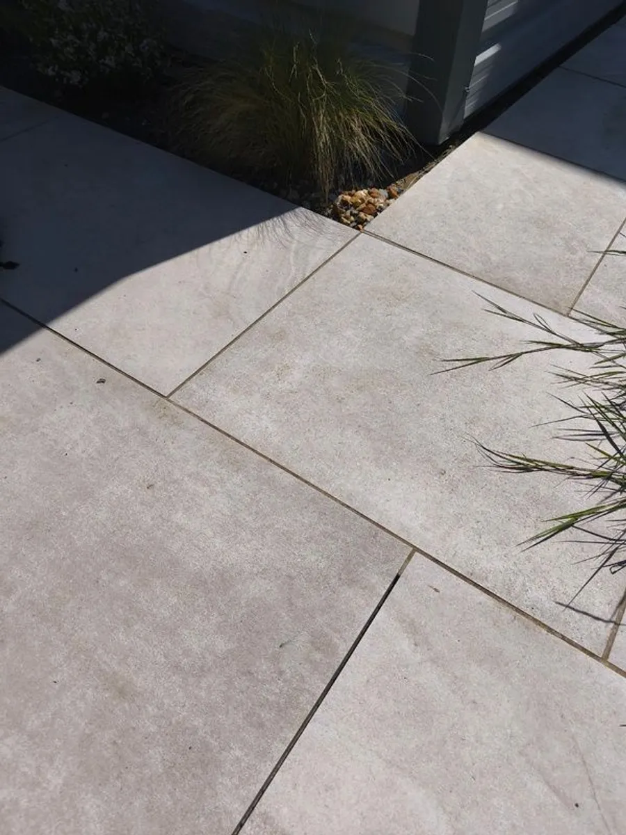 Porcelain Patio Tiles - Image 3