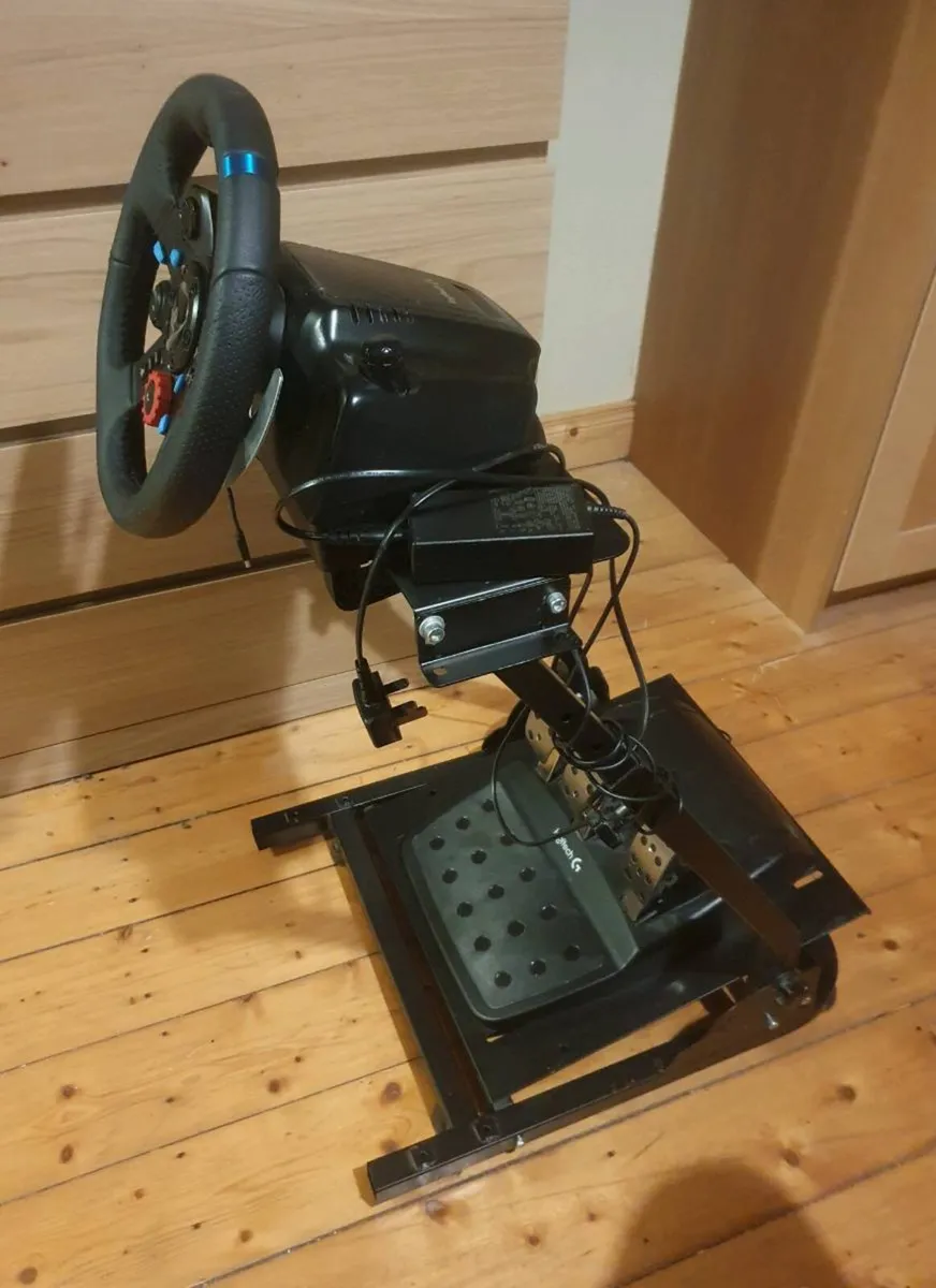 Logitech G29 Steering Wheel, Pedals & Stand - Image 2
