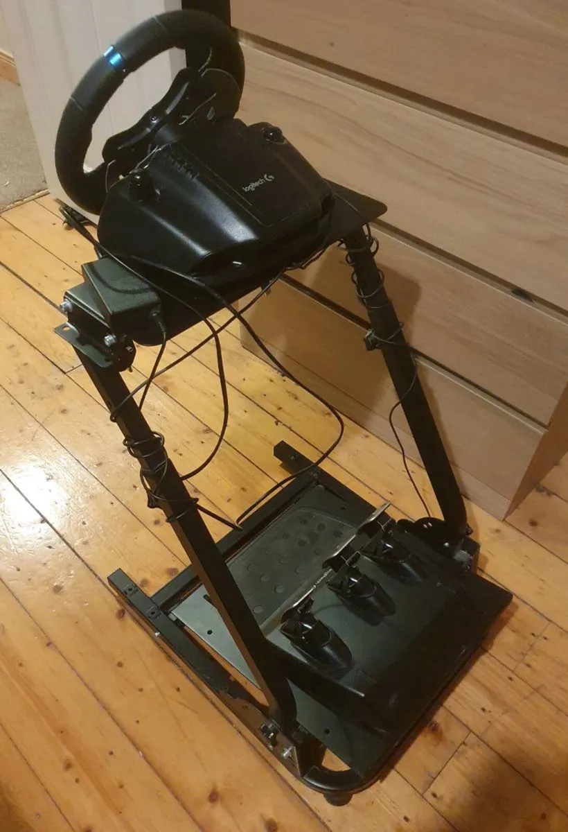 Logitech G29 Steering Wheel, Pedals & Stand - Image 3