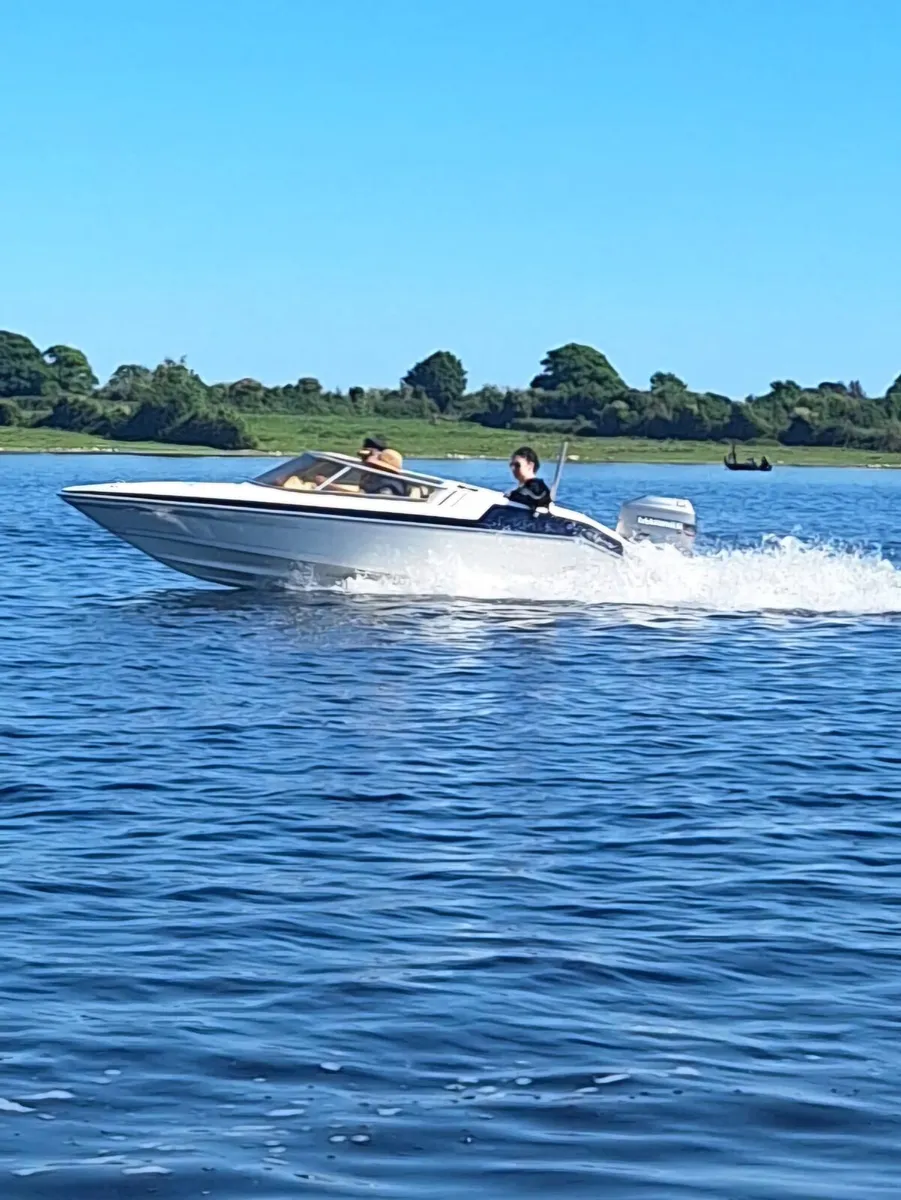 Speed boat - Image 1