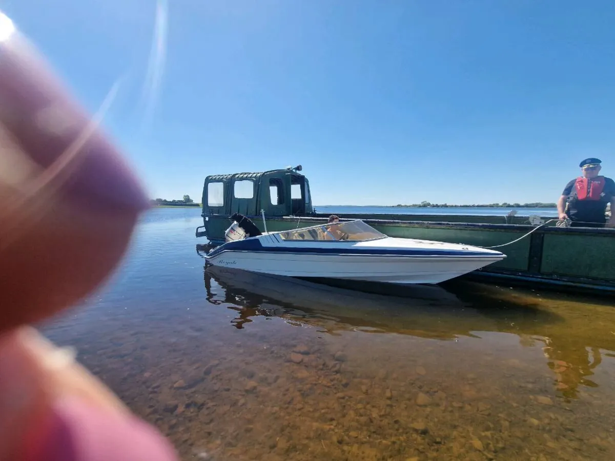 Speed boat - Image 4