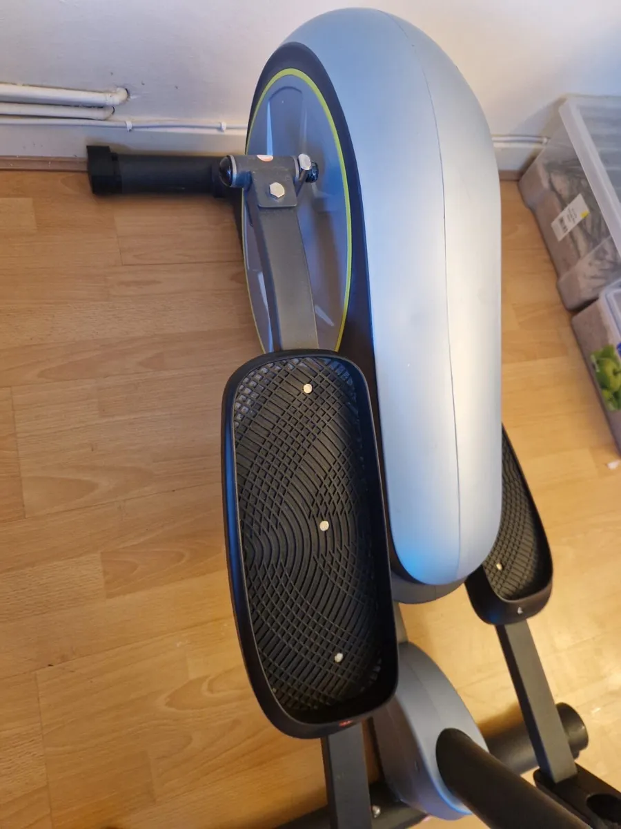Elliptical Machine - Image 3