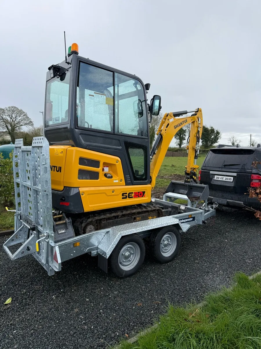 Mini Digger & Driver - Image 1