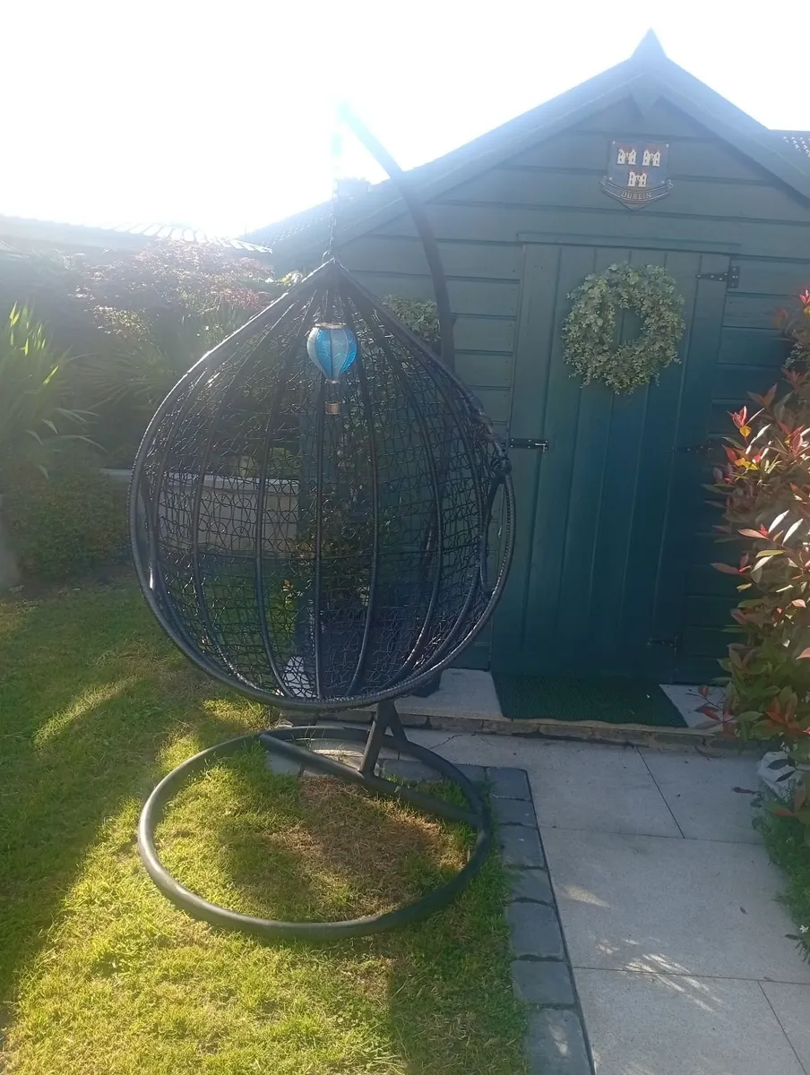 Egg chair - Image 1