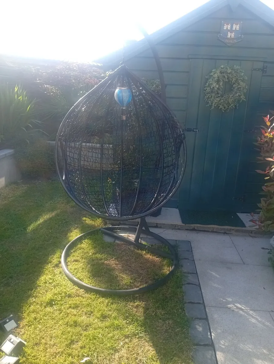 Egg chair - Image 2