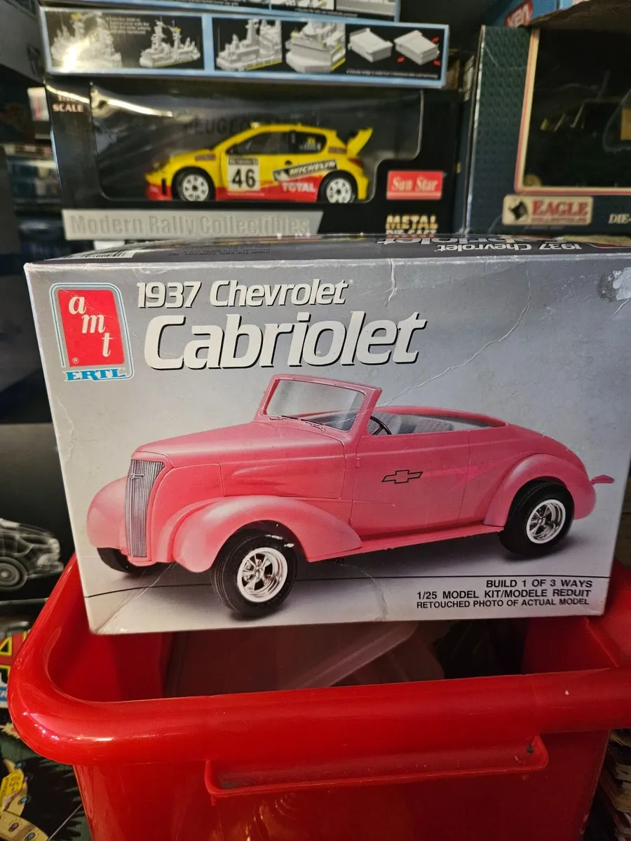 Airfix AMT Chevrolet Kit - Image 1