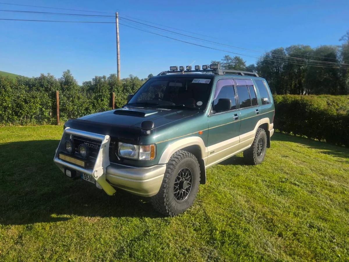 1995 isuzu trooper 3.1 7 seater €56 tax - Image 1