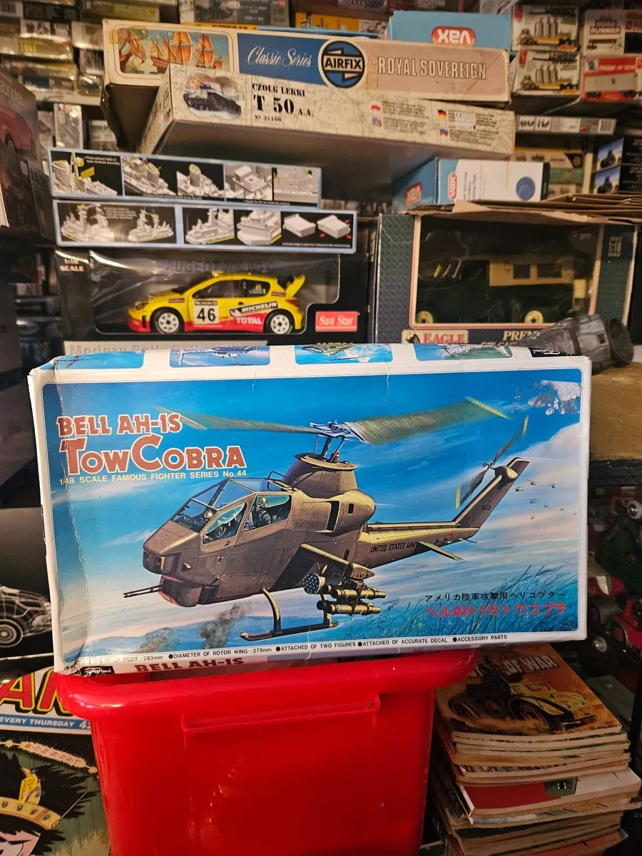 Airfix Fugimi American Cobra Attack Helicopter