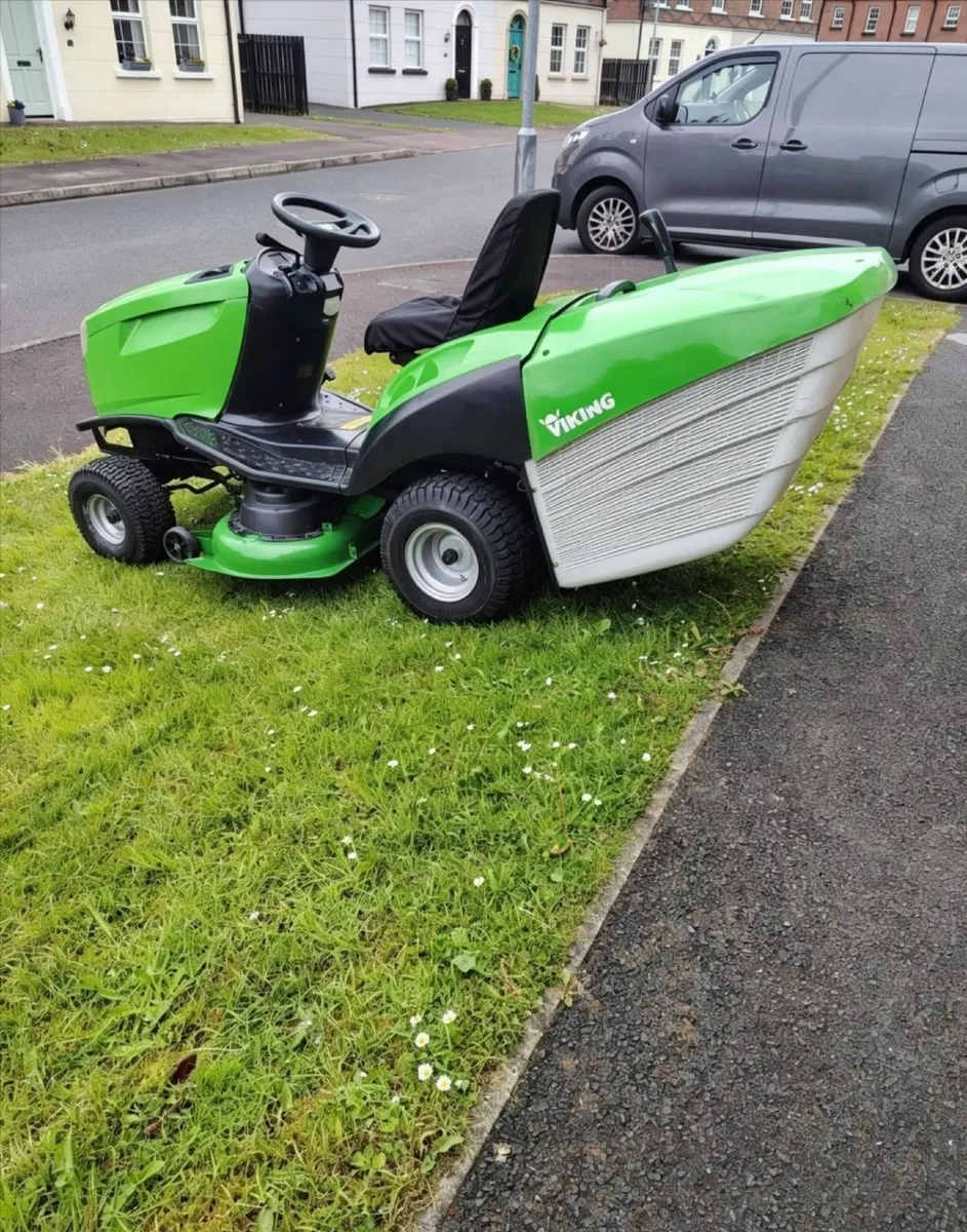 Viking ride on lawnmower - Image 2