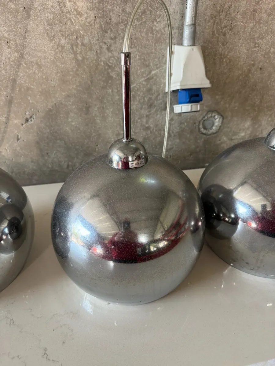 3 Kitchen lights - Image 2